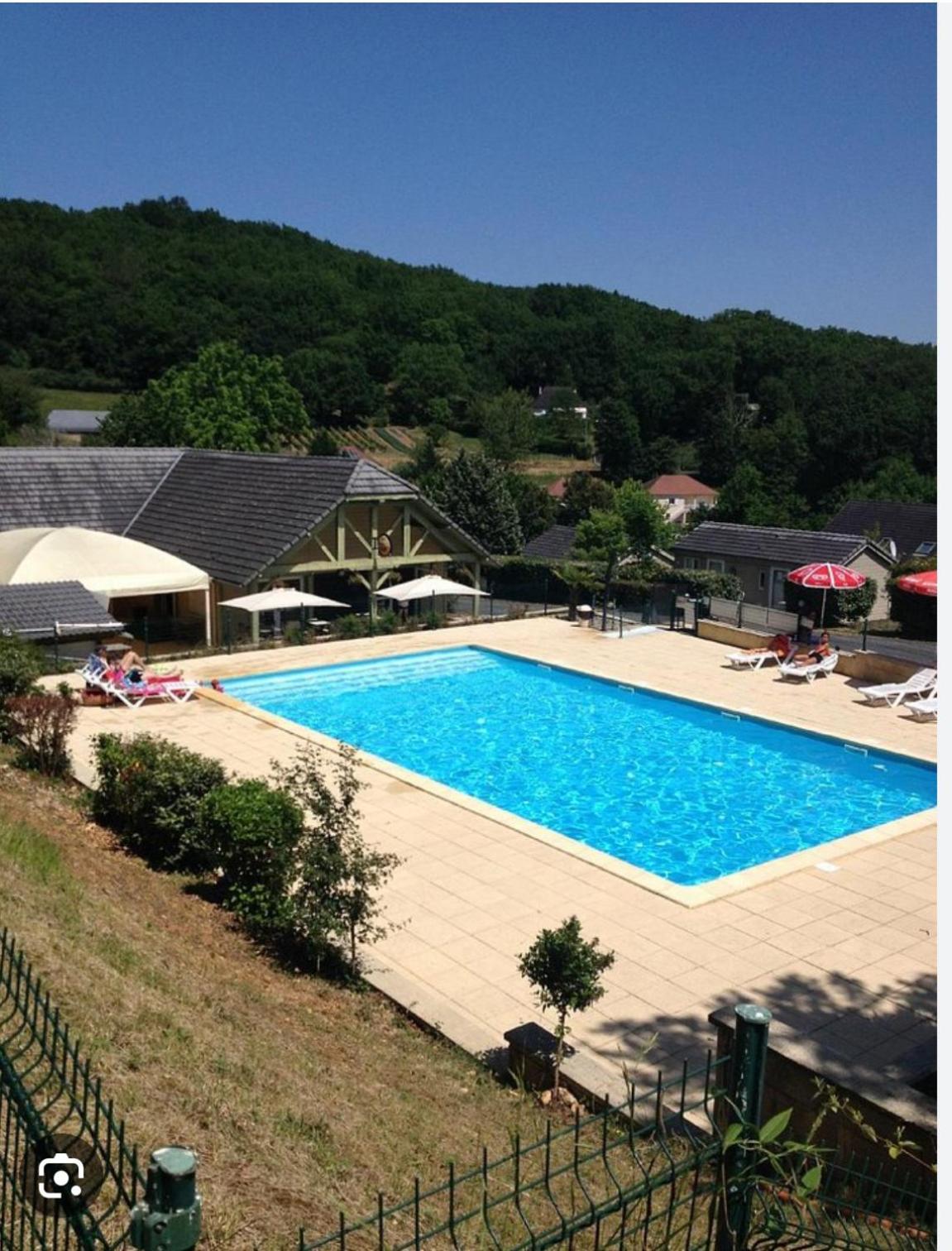 En Toute Quietude Lissac-sur-Couze Exterior photo